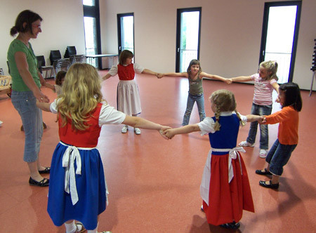 Probe Kindergruppe tanzt